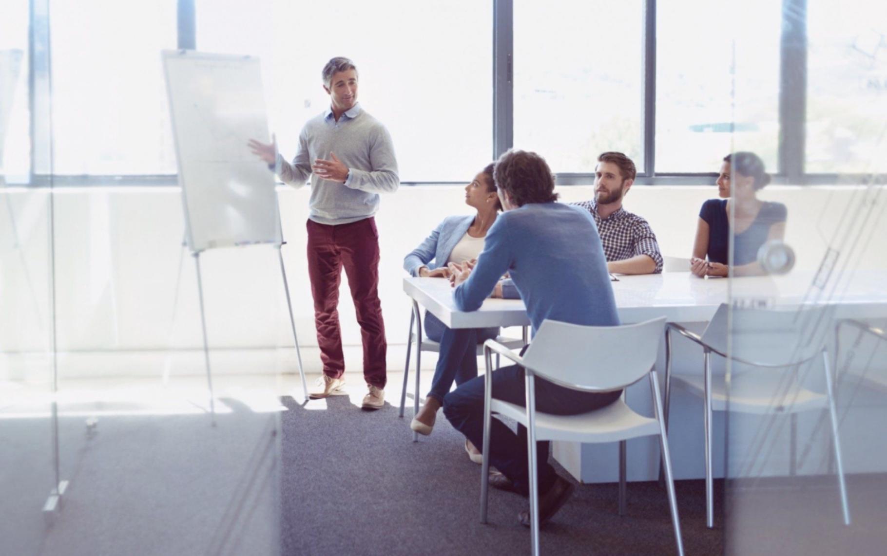 Обучение финансовой терминологии в профессиональной среде